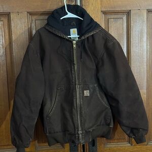 Vintage Carhartt Men’s hooded work jacket style J130 DKB …size XL Regular